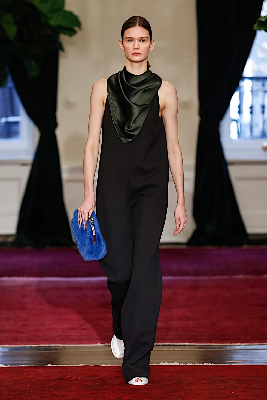 Fashion Week New York Fall/Winter 2020 look 25 de la collection Marina Moscone womenswear