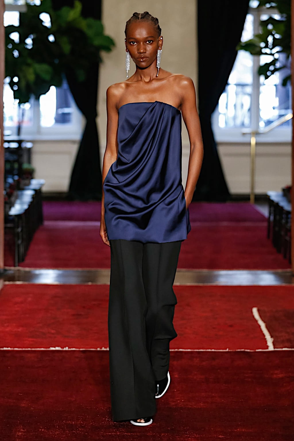 Fashion Week New York Fall/Winter 2020 look 26 de la collection Marina Moscone womenswear
