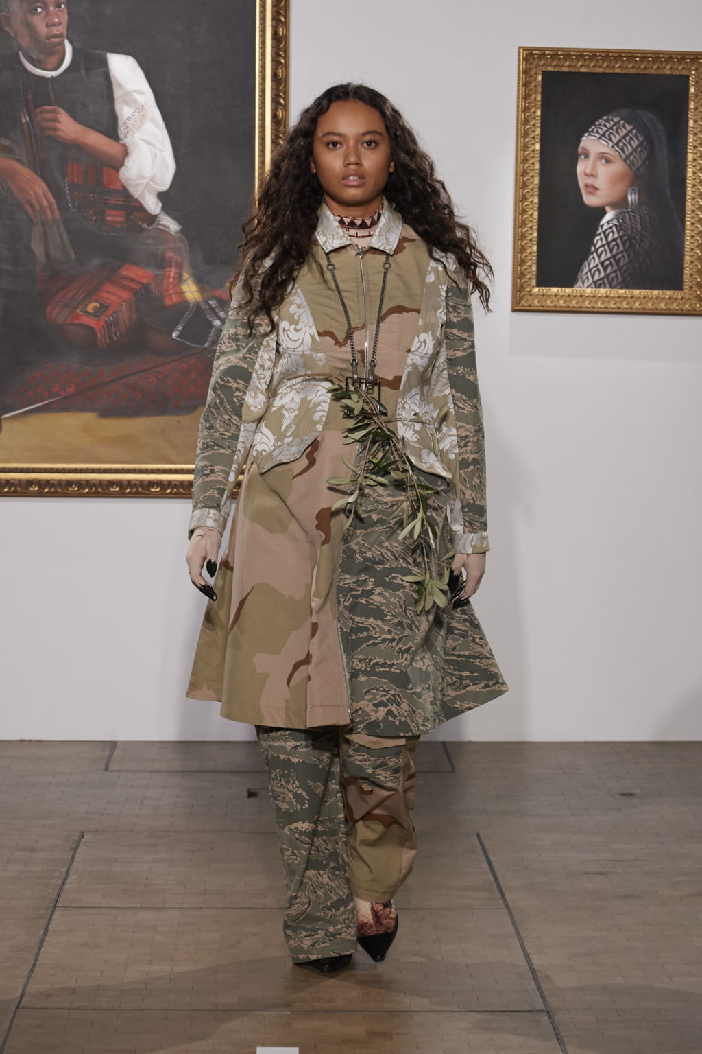 Fashion Week Paris Fall/Winter 2022 look 37 from the Marine Serre collection 女装