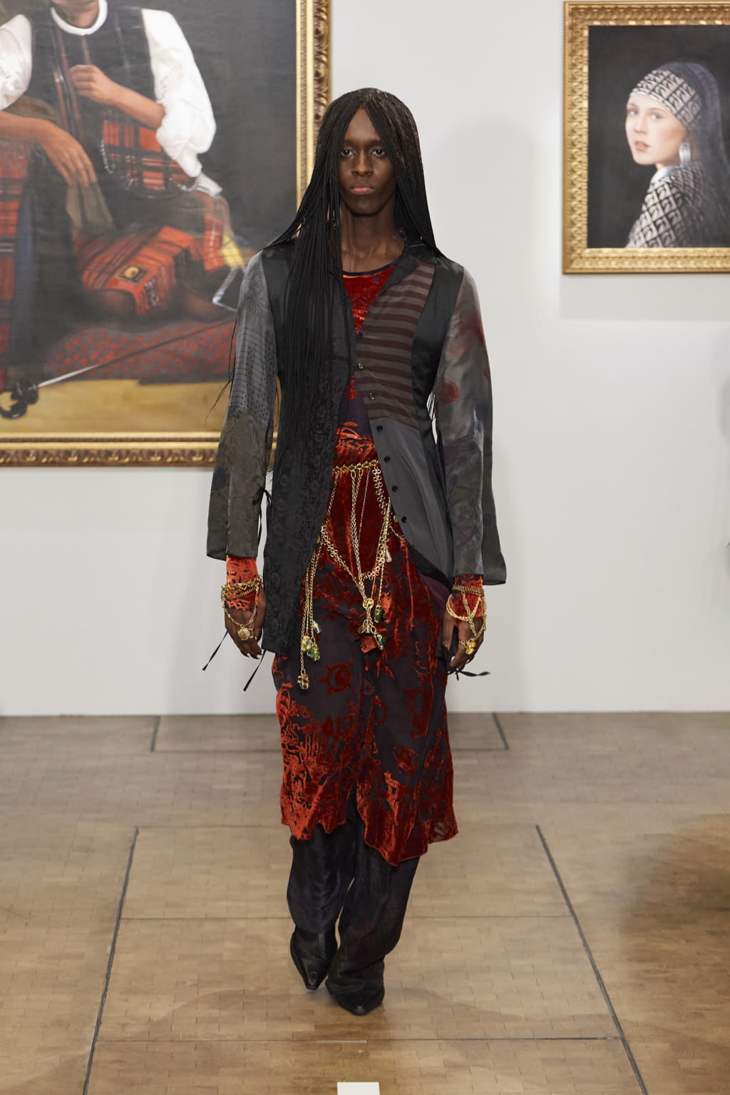 Fashion Week Paris Fall/Winter 2022 look 44 from the Marine Serre collection 女装
