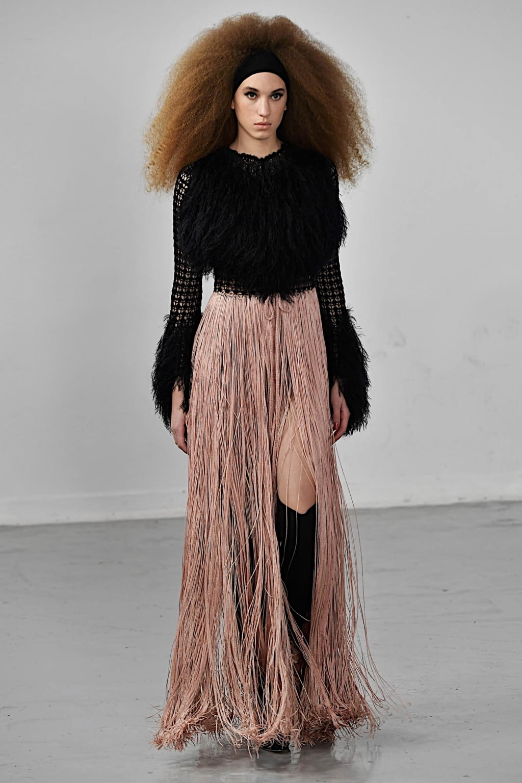 Fashion Week London Fall/Winter 2020 look 15 from the Mark Fast collection womenswear