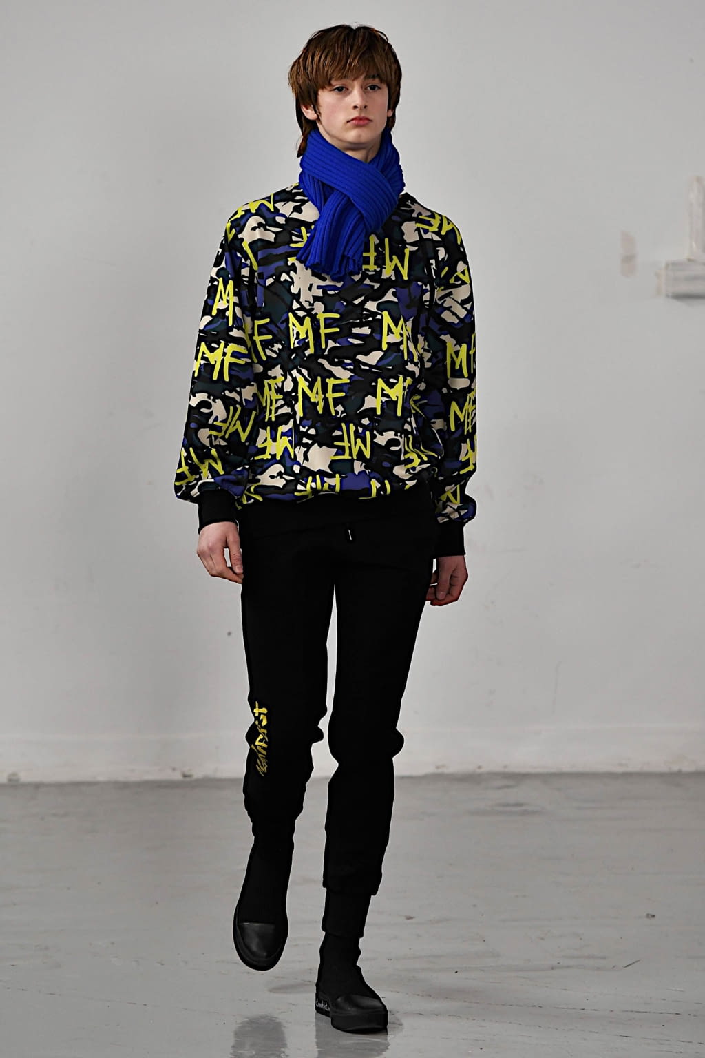 Fashion Week London Fall/Winter 2020 look 33 from the Mark Fast collection womenswear