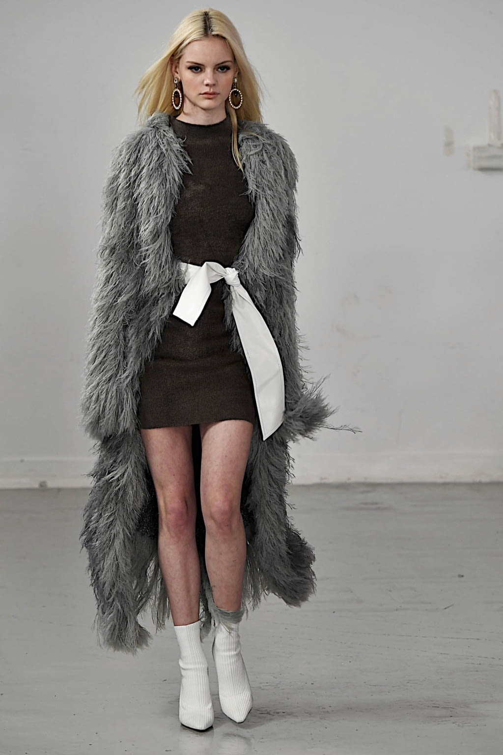 Fashion Week London Fall/Winter 2020 look 38 from the Mark Fast collection womenswear