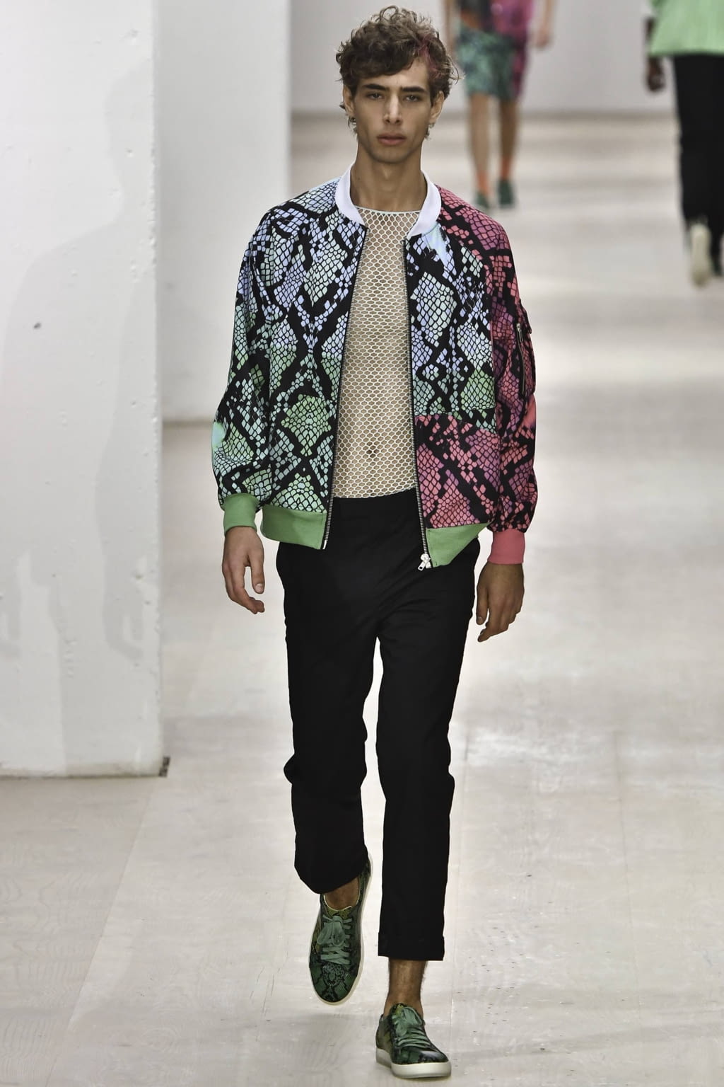 Fashion Week London Spring/Summer 2020 look 39 from the Mark Fast collection womenswear