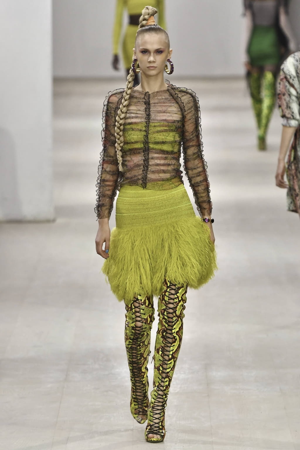 Fashion Week London Spring/Summer 2020 look 44 from the Mark Fast collection womenswear