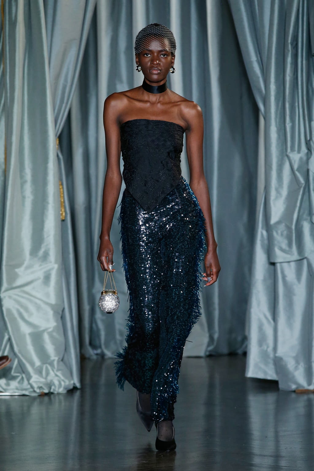 Fashion Week New York Fall/Winter 2022 look 18 de la collection Markarian womenswear
