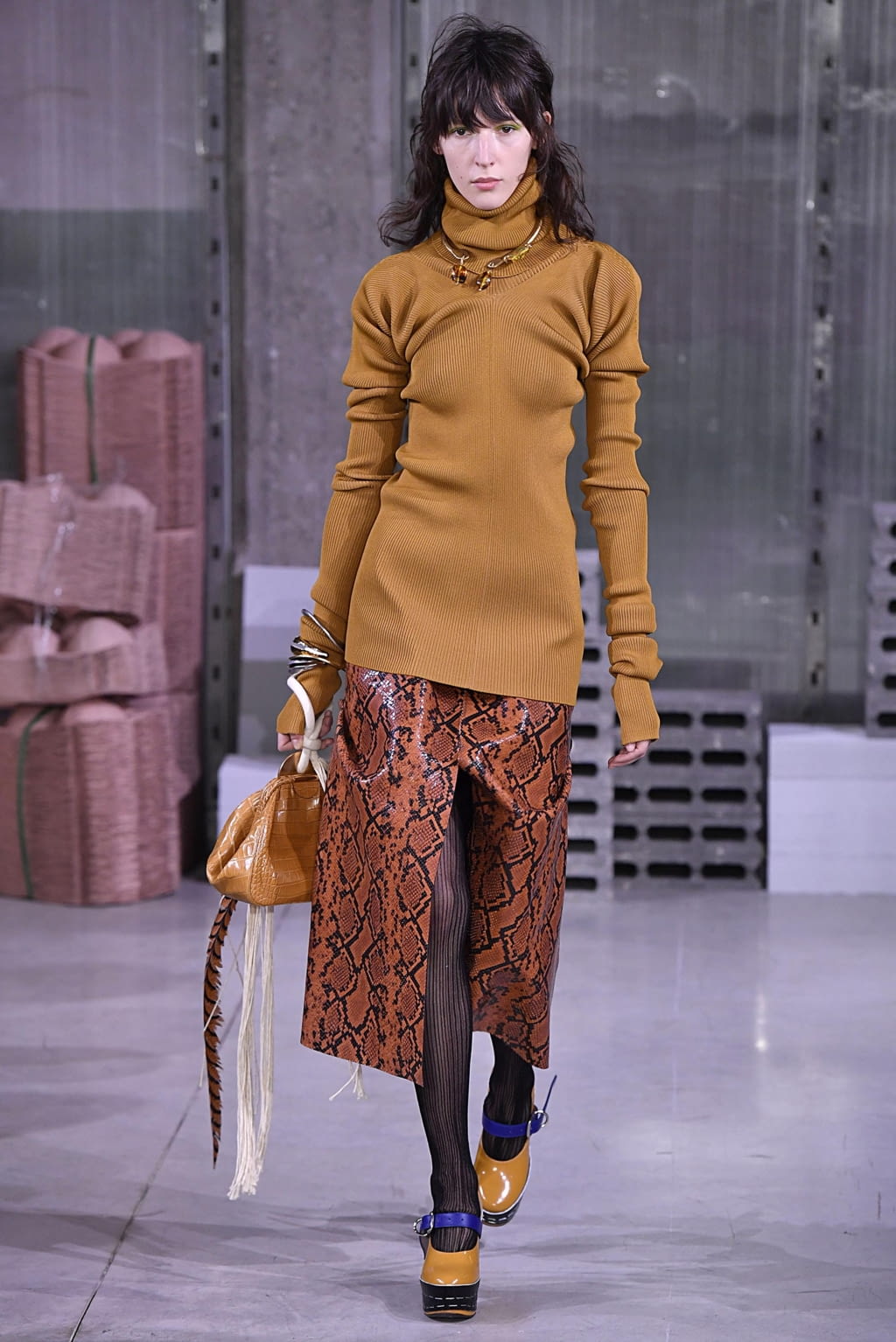 Fashion Week Milan Fall/Winter 2018 look 11 from the Marni collection 女装