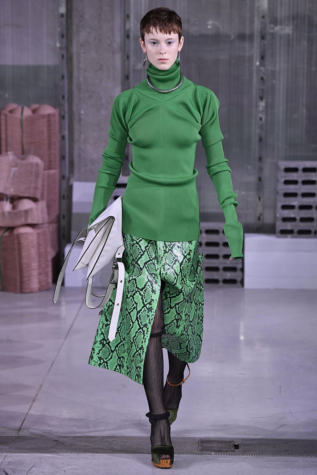 Fashion Week Milan Fall/Winter 2018 look 13 from the Marni collection 女装