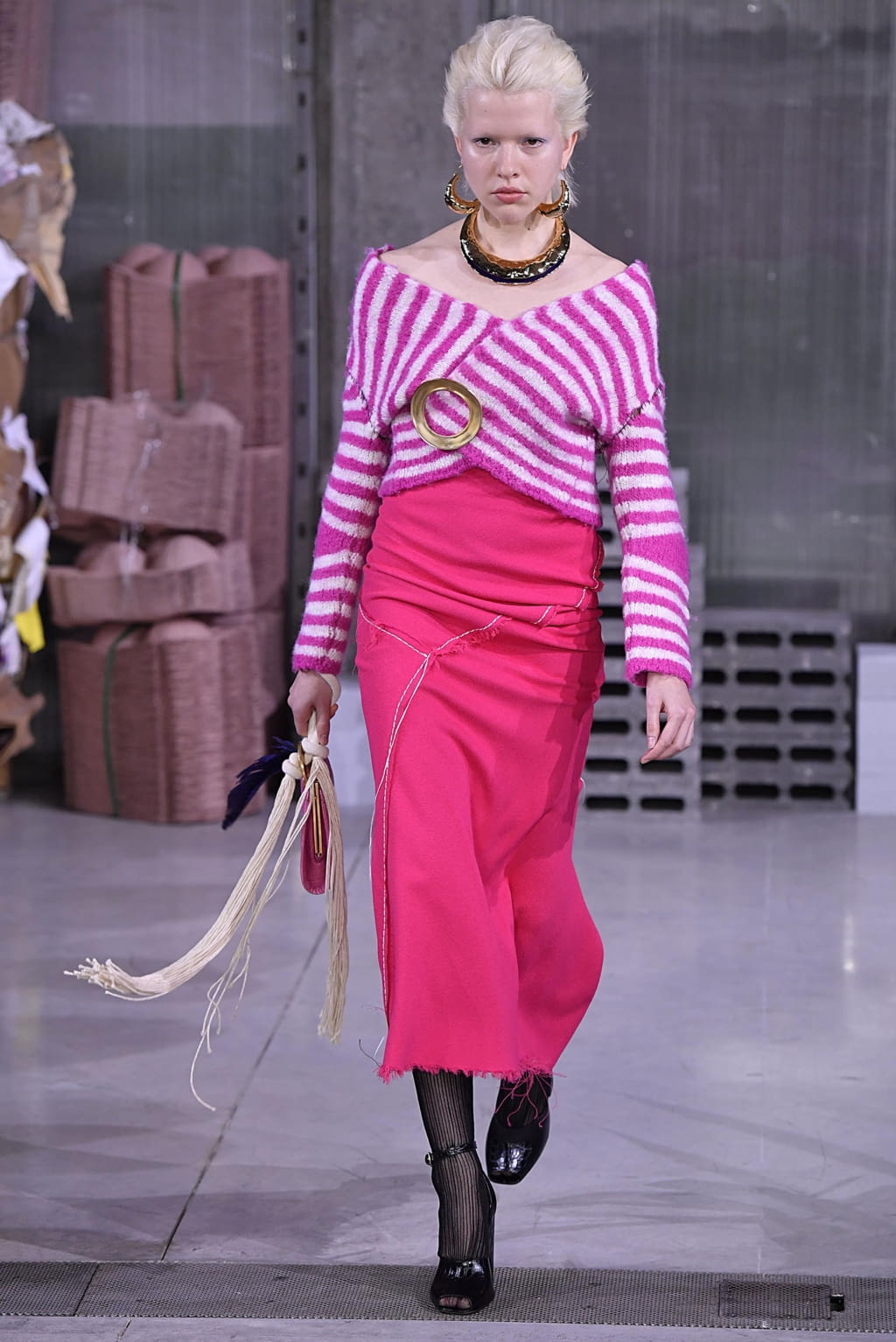 Fashion Week Milan Fall/Winter 2018 look 30 from the Marni collection 女装