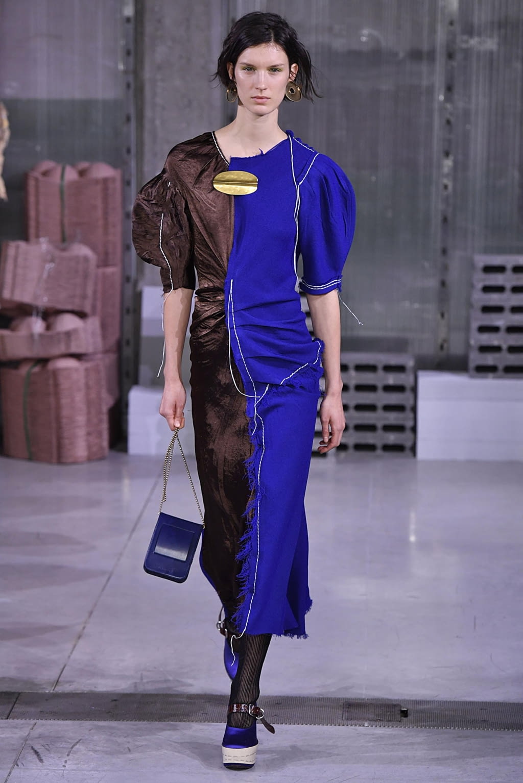 Fashion Week Milan Fall/Winter 2018 look 36 from the Marni collection 女装