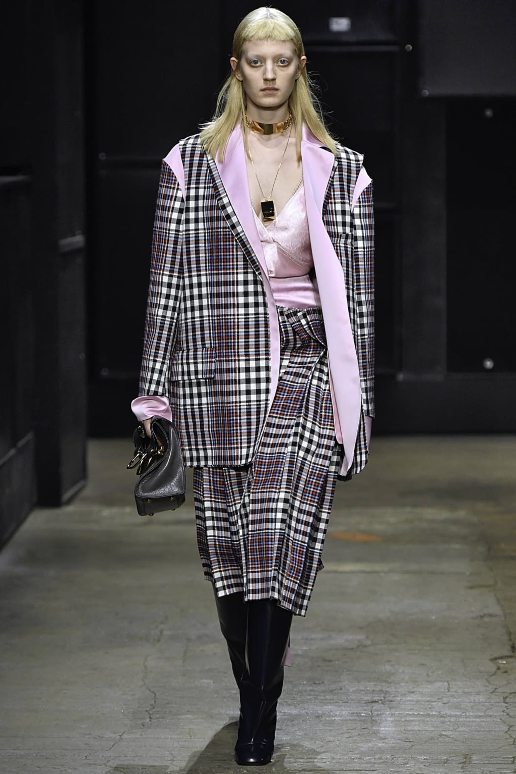 Fashion Week Milan Fall/Winter 2019 look 14 from the Marni collection 女装