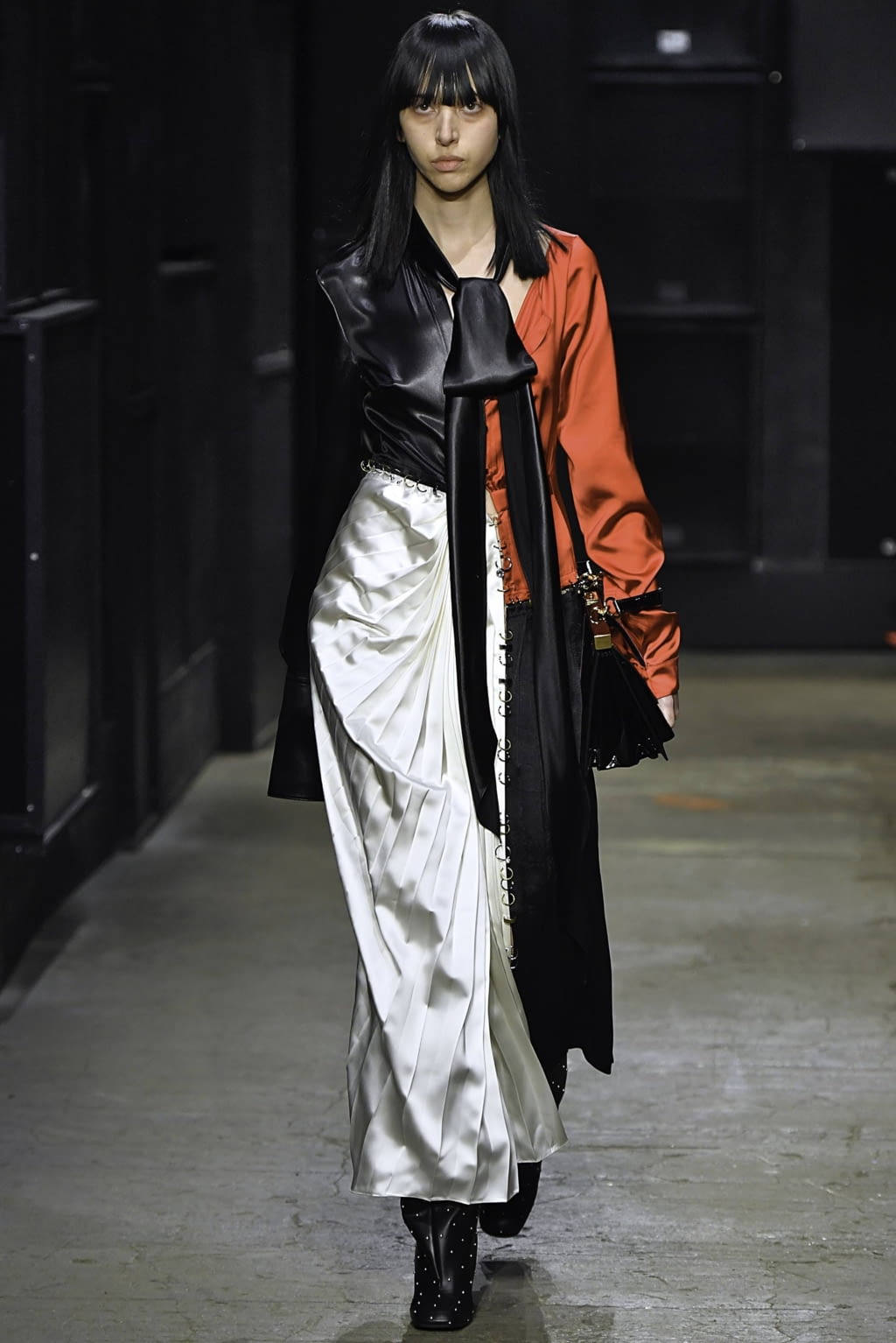 Fashion Week Milan Fall/Winter 2019 look 15 from the Marni collection 女装