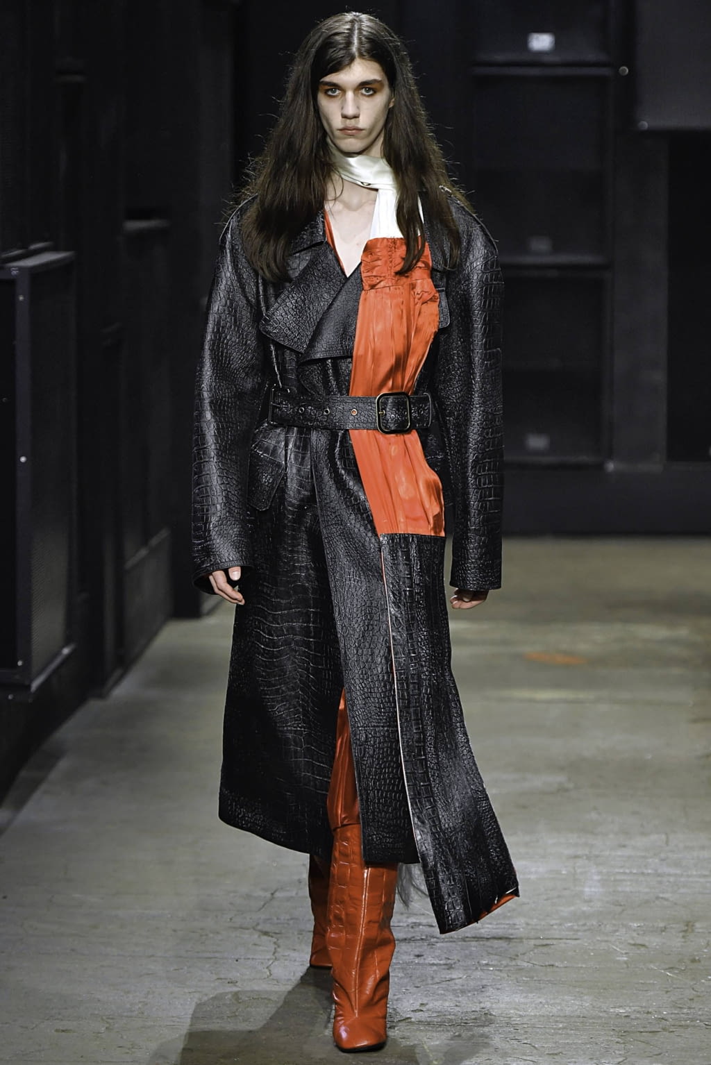 Fashion Week Milan Fall/Winter 2019 look 16 from the Marni collection 女装