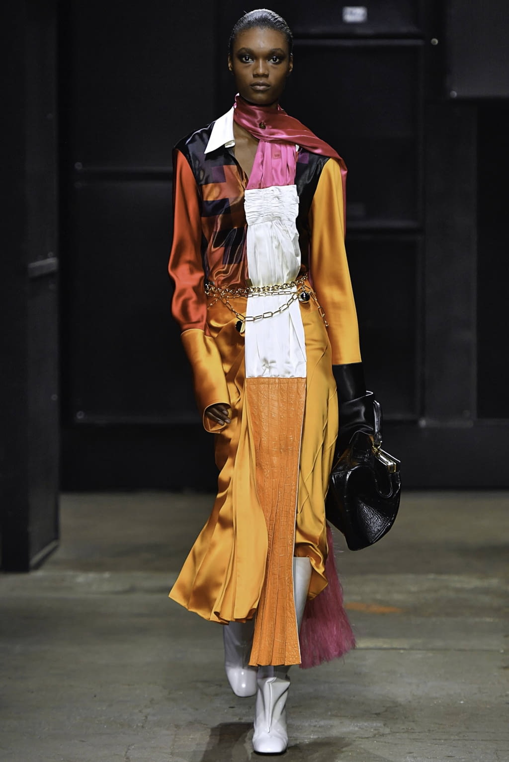 Fashion Week Milan Fall/Winter 2019 look 36 from the Marni collection 女装