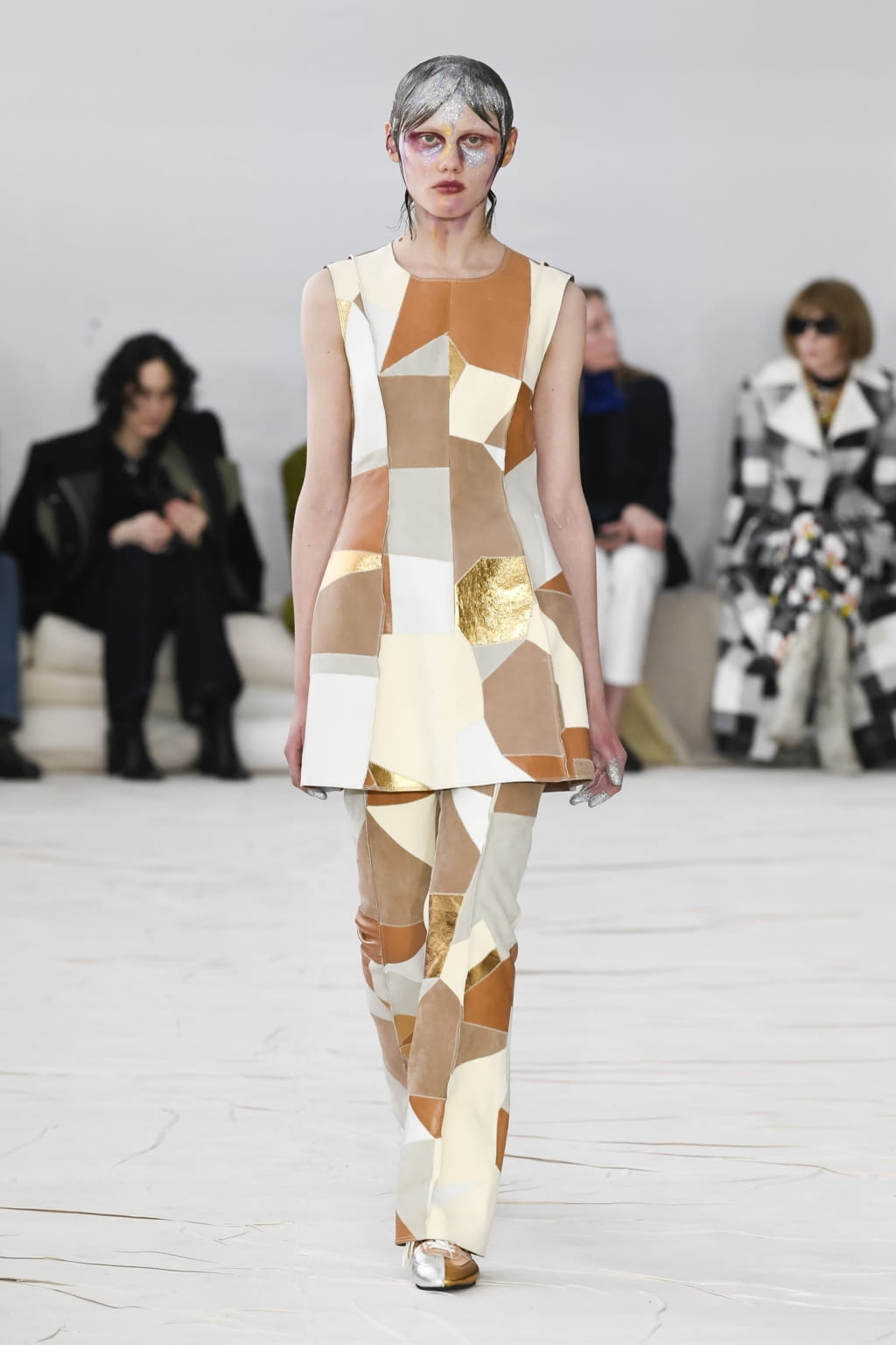 Fashion Week Milan Fall/Winter 2020 look 6 from the Marni collection 女装