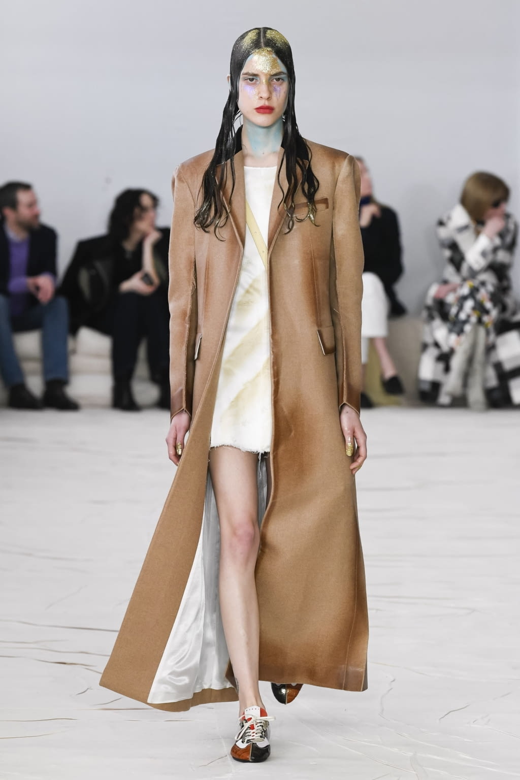 Fashion Week Milan Fall/Winter 2020 look 14 from the Marni collection 女装