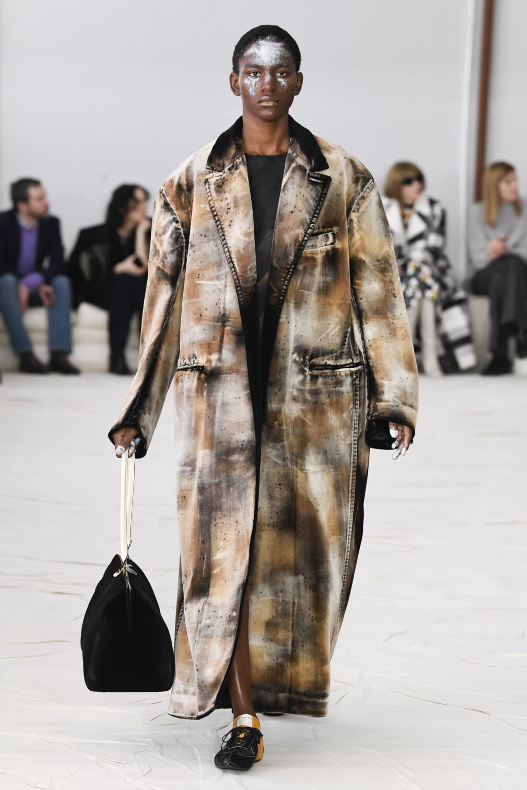 Fashion Week Milan Fall/Winter 2020 look 28 from the Marni collection 女装