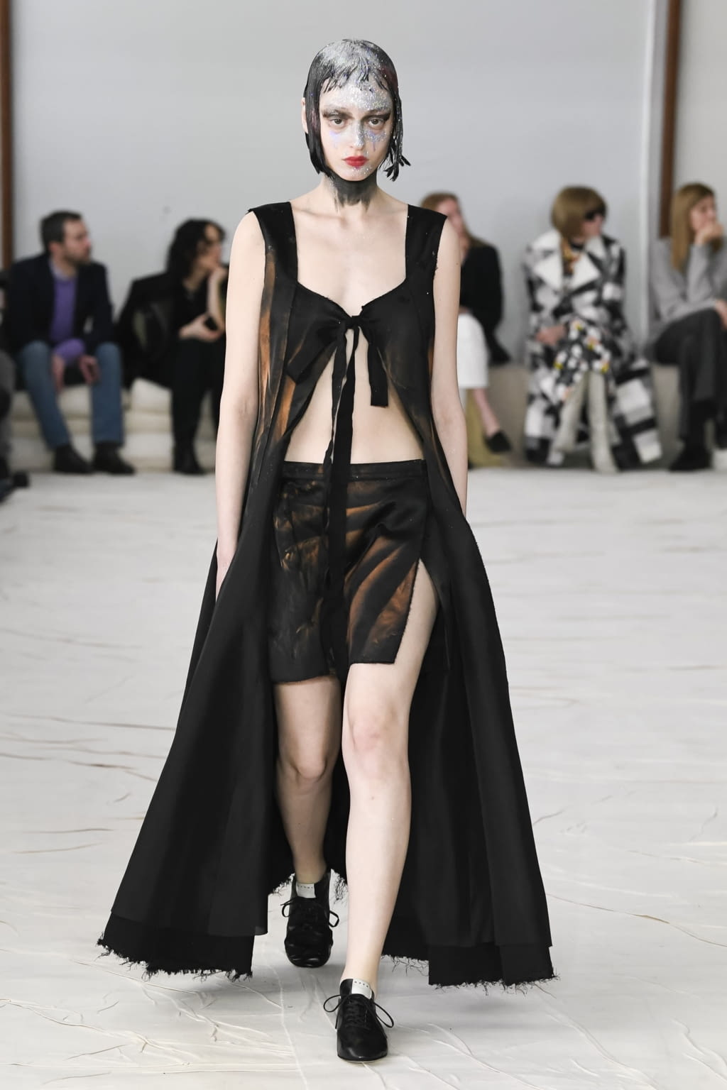 Fashion Week Milan Fall/Winter 2020 look 31 from the Marni collection womenswear