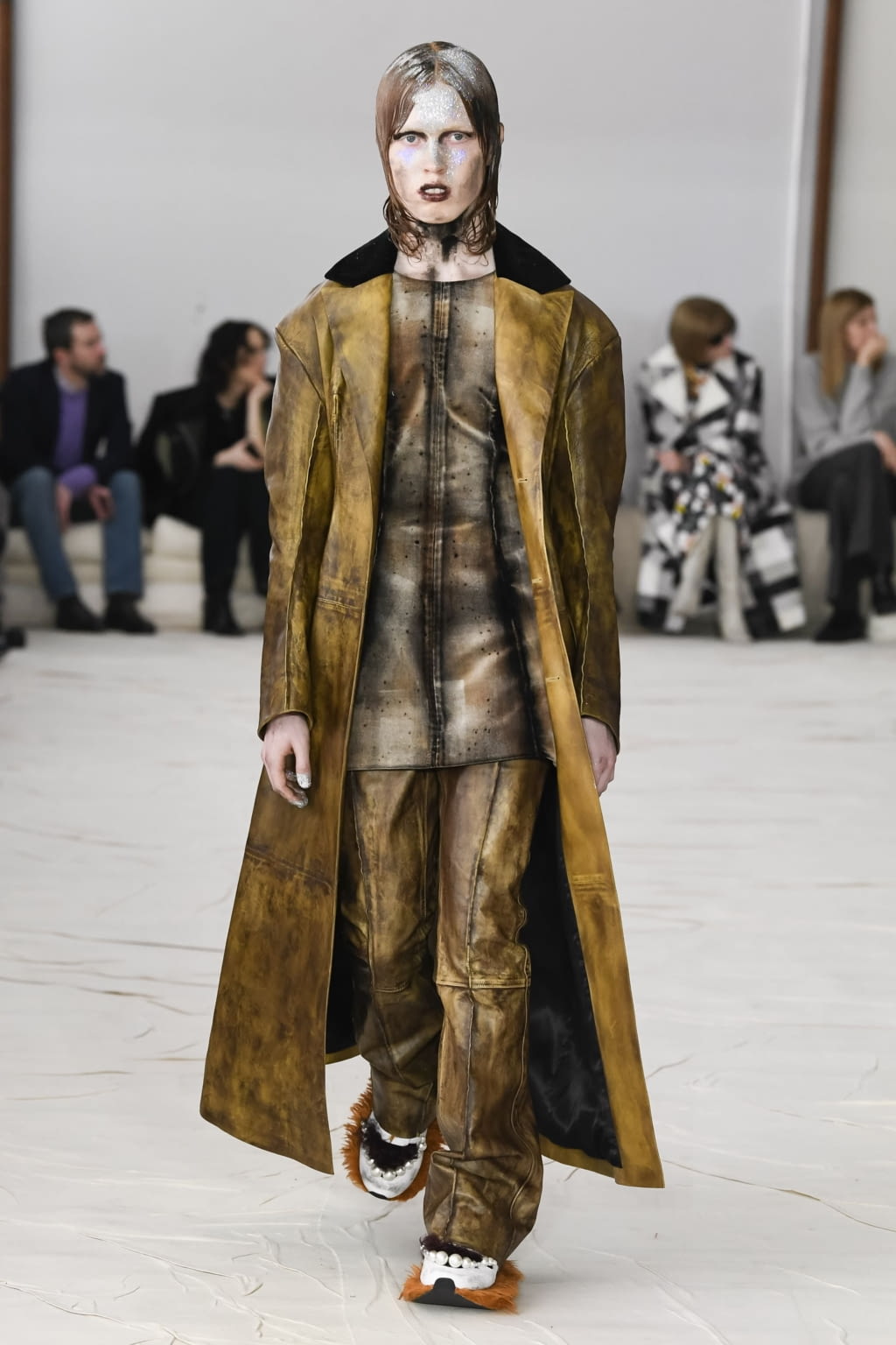 Fashion Week Milan Fall/Winter 2020 look 32 from the Marni collection 女装