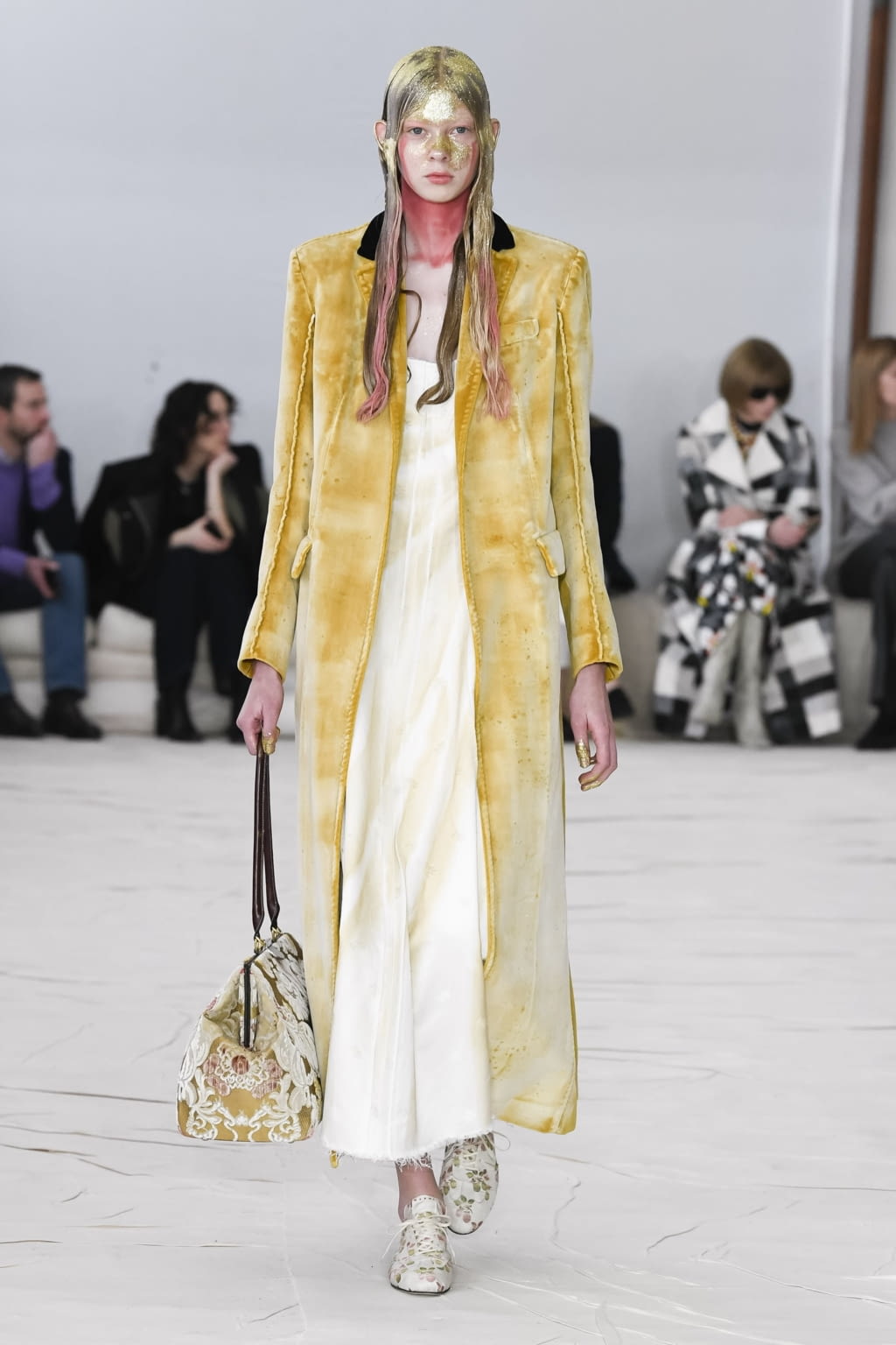 Fashion Week Milan Fall/Winter 2020 look 36 from the Marni collection 女装