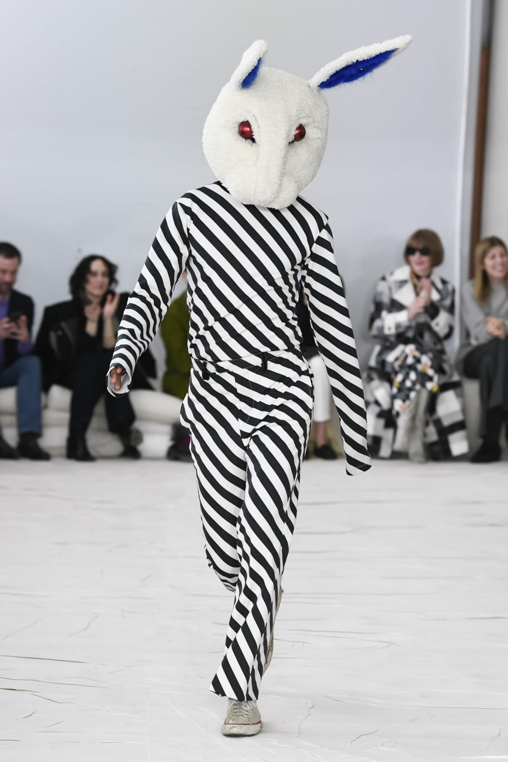 Fashion Week Milan Fall/Winter 2020 look 49 from the Marni collection 女装