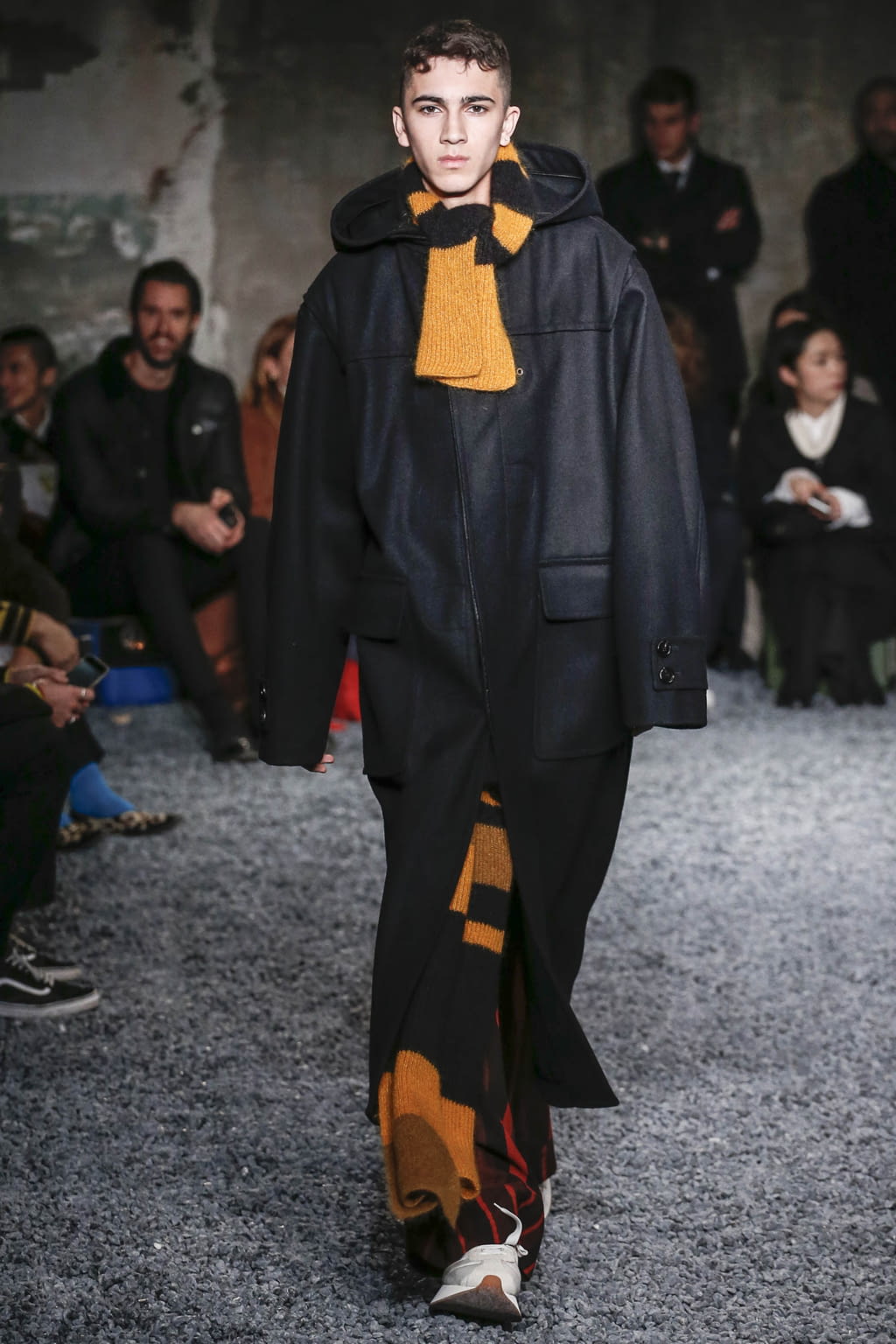 Fashion Week Milan Fall/Winter 2018 look 13 from the Marni collection 男装