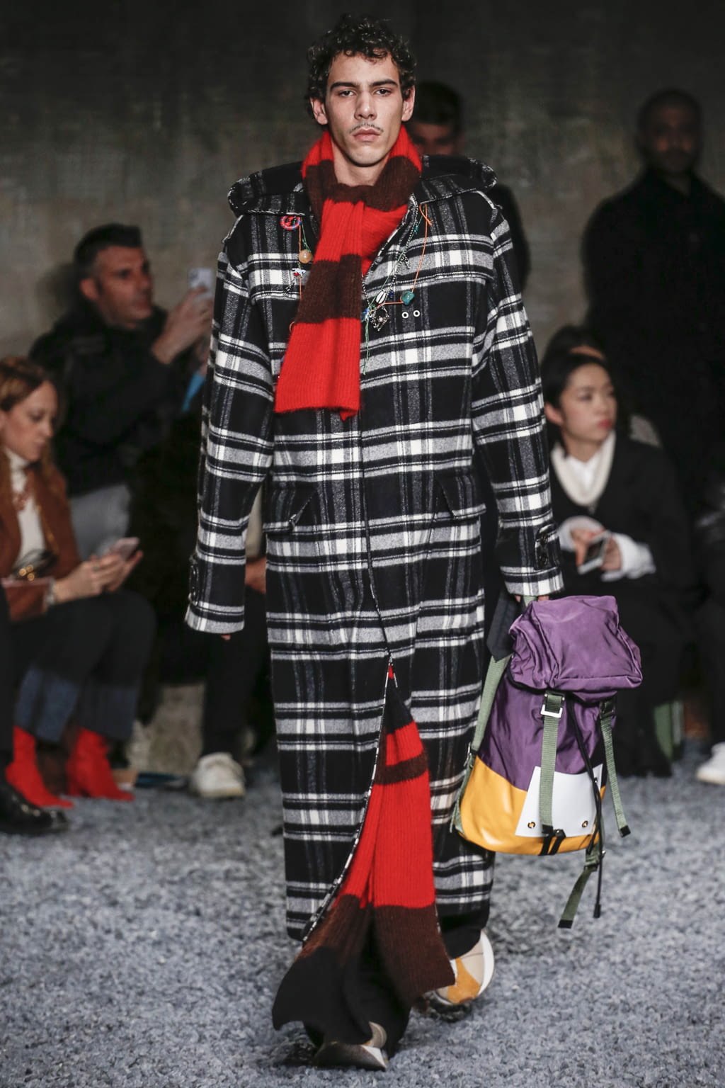 Fashion Week Milan Fall/Winter 2018 look 19 from the Marni collection menswear