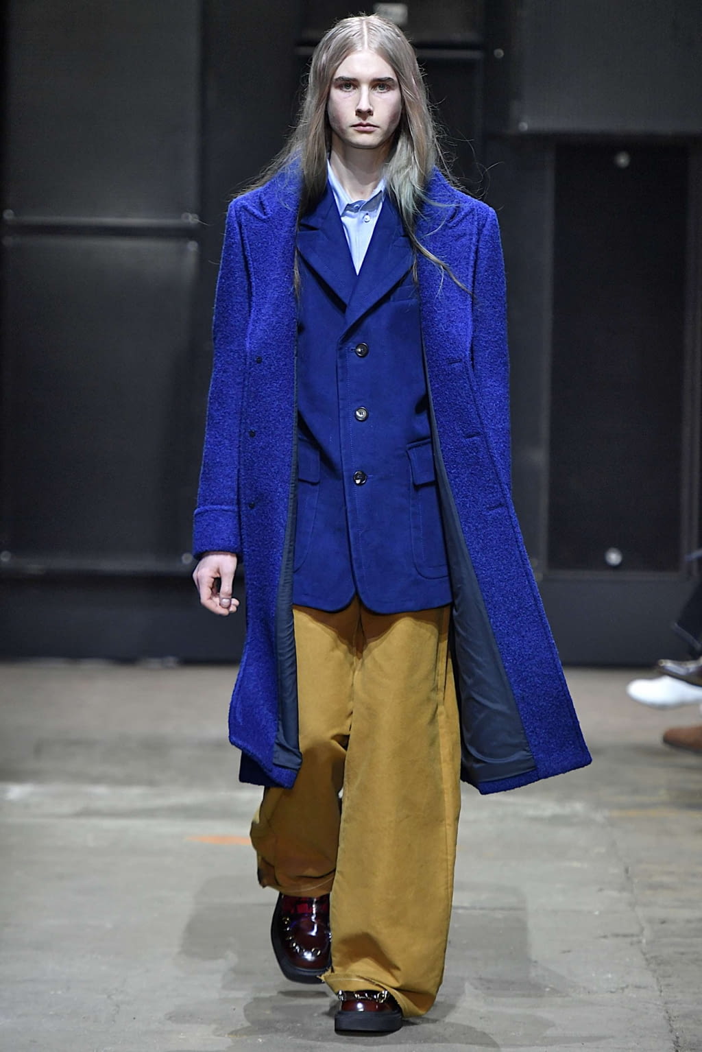 Fashion Week Milan Fall/Winter 2019 look 2 from the Marni collection 男装