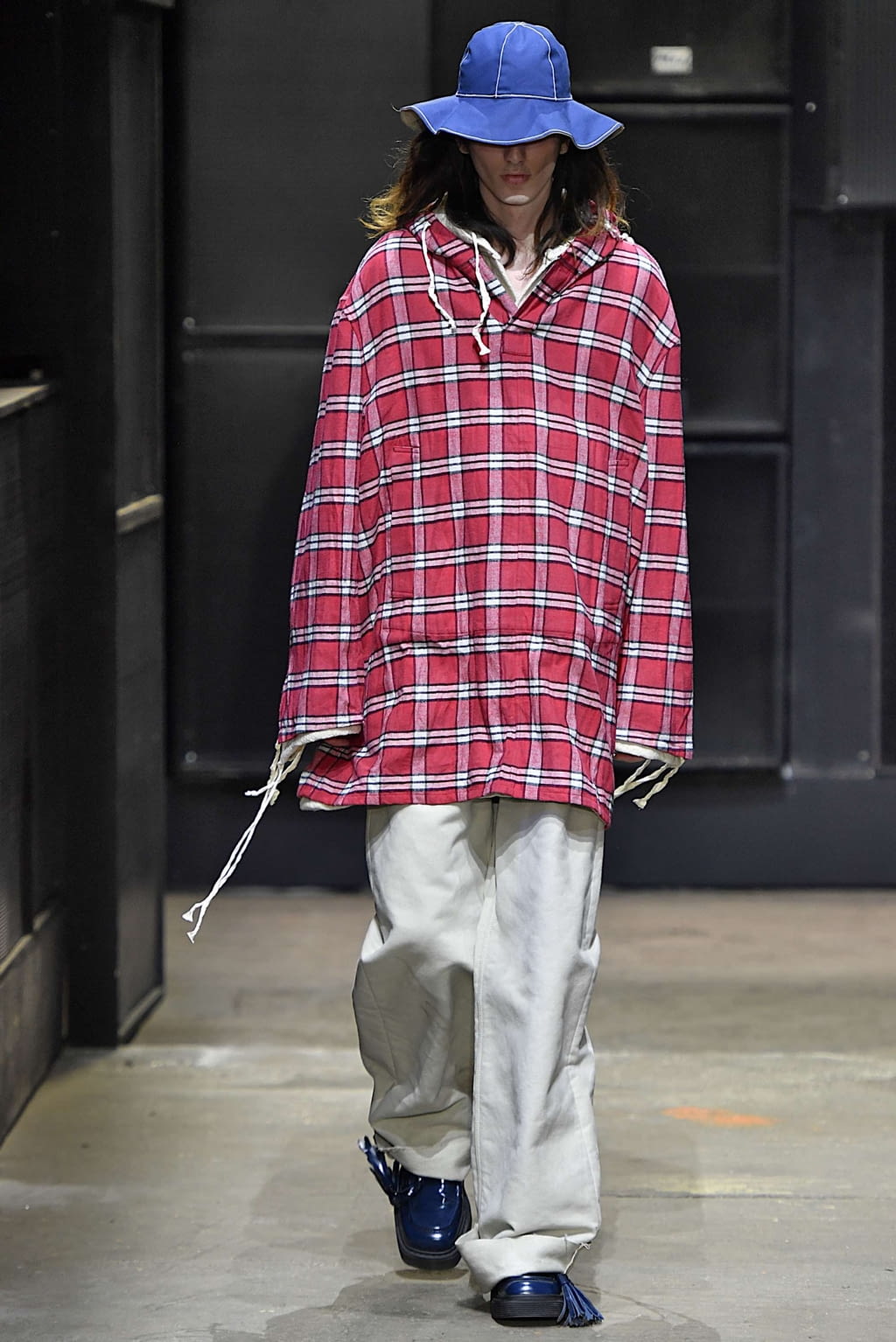 Fashion Week Milan Fall/Winter 2019 look 6 from the Marni collection 男装