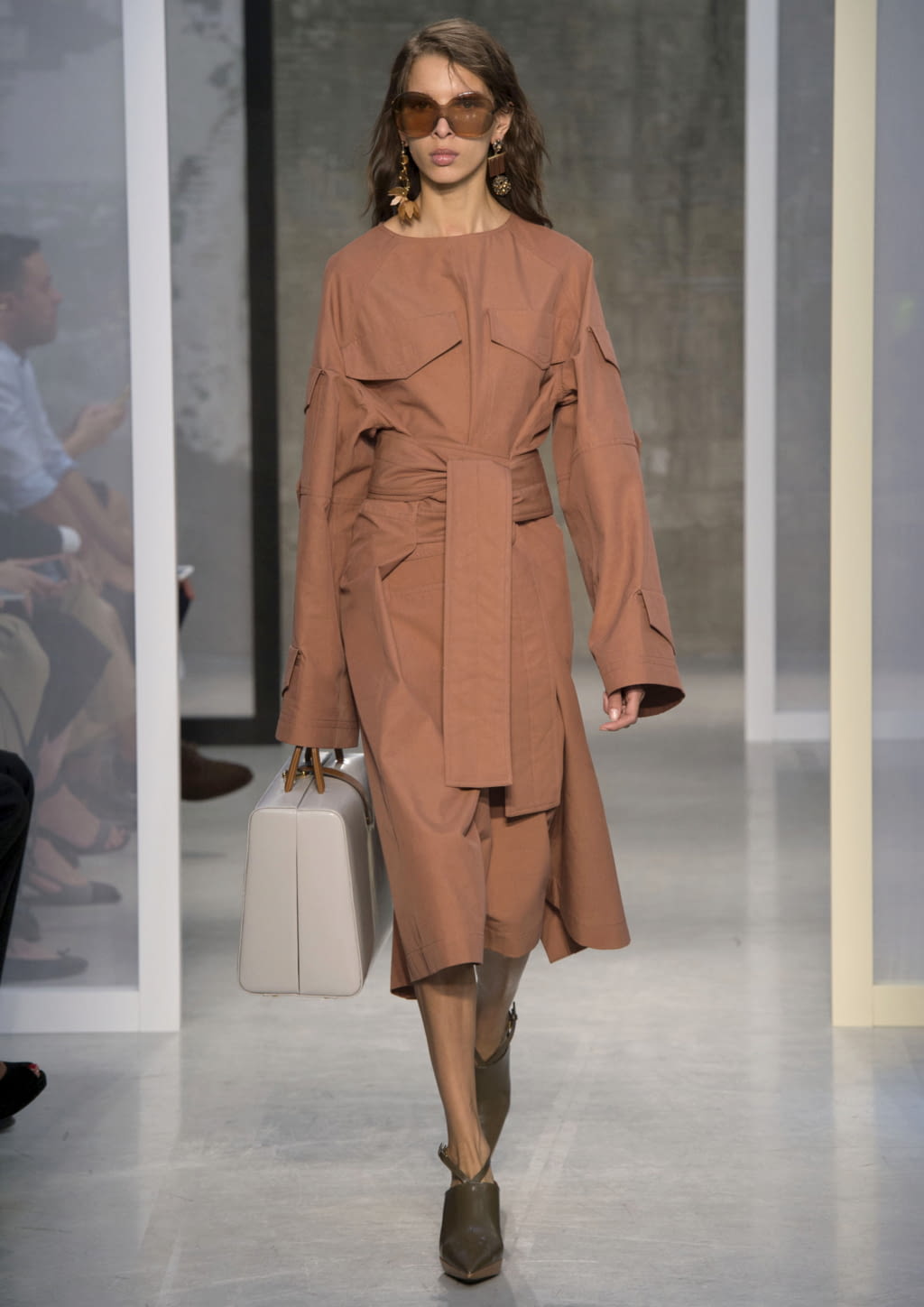 Fashion Week Milan Spring/Summer 2017 look 15 from the Marni collection 女装