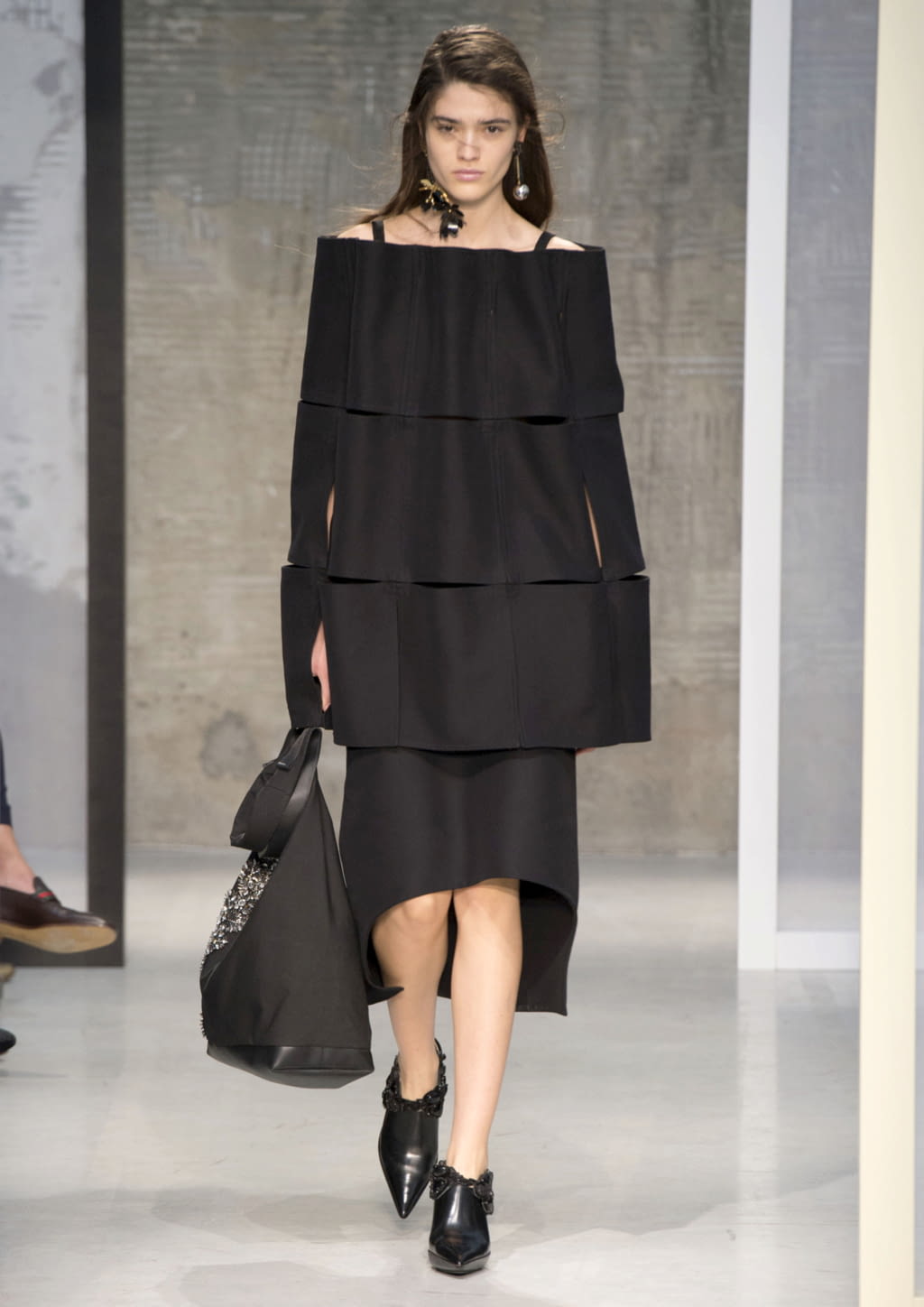 Fashion Week Milan Spring/Summer 2017 look 38 from the Marni collection womenswear