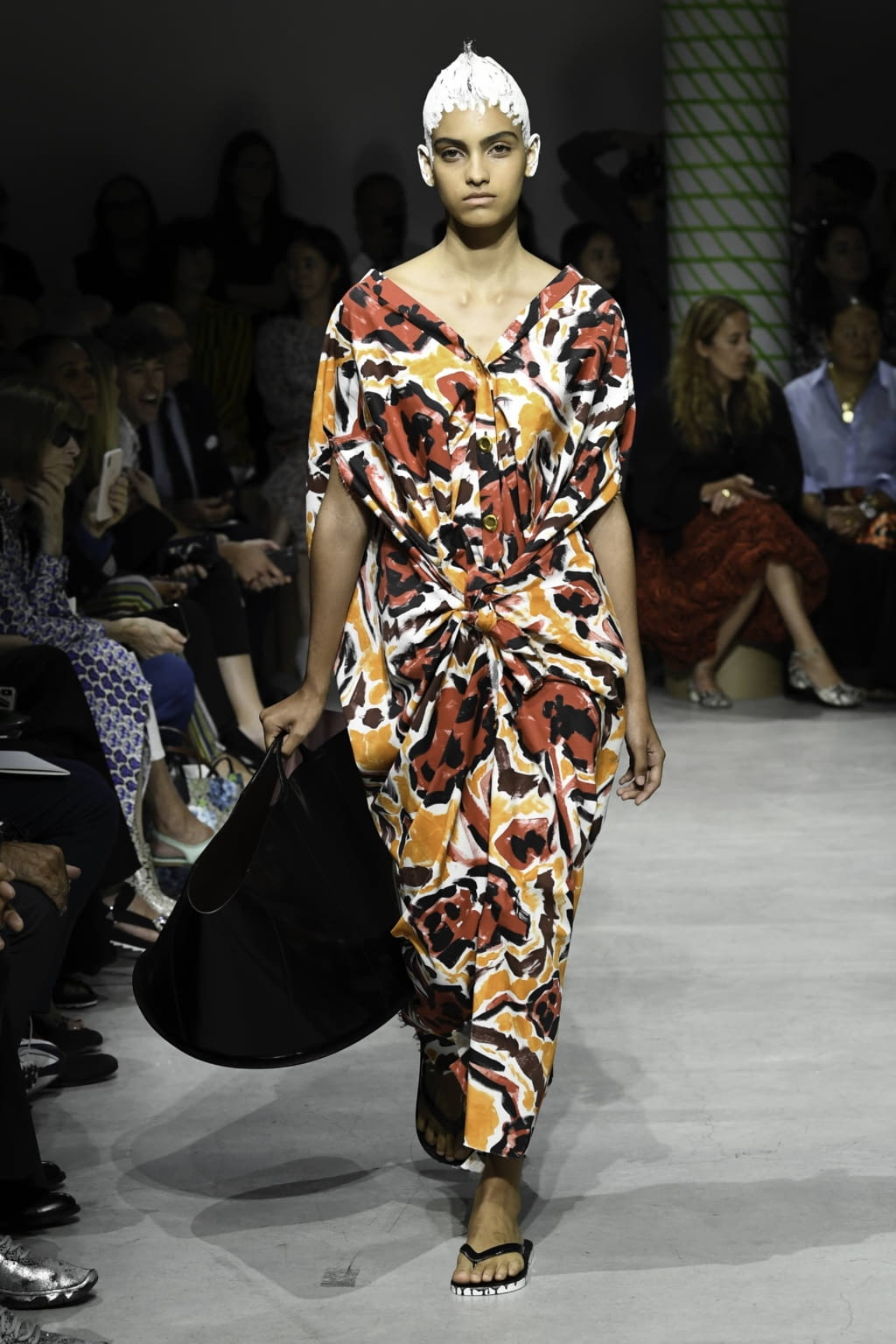 Fashion Week Milan Spring/Summer 2020 look 4 de la collection Marni womenswear