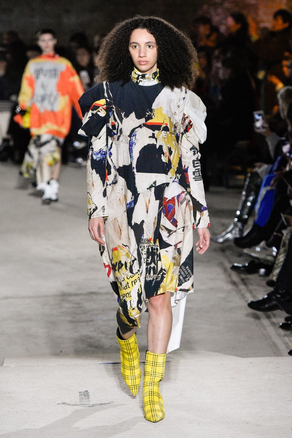 Fashion Week London Fall/Winter 2018 look 23 from the Marques' Almeida collection womenswear