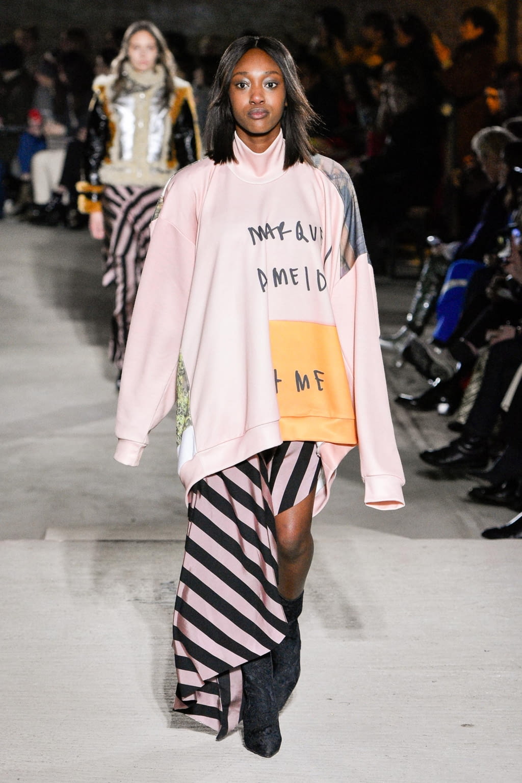 Fashion Week London Fall/Winter 2018 look 36 from the Marques' Almeida collection womenswear