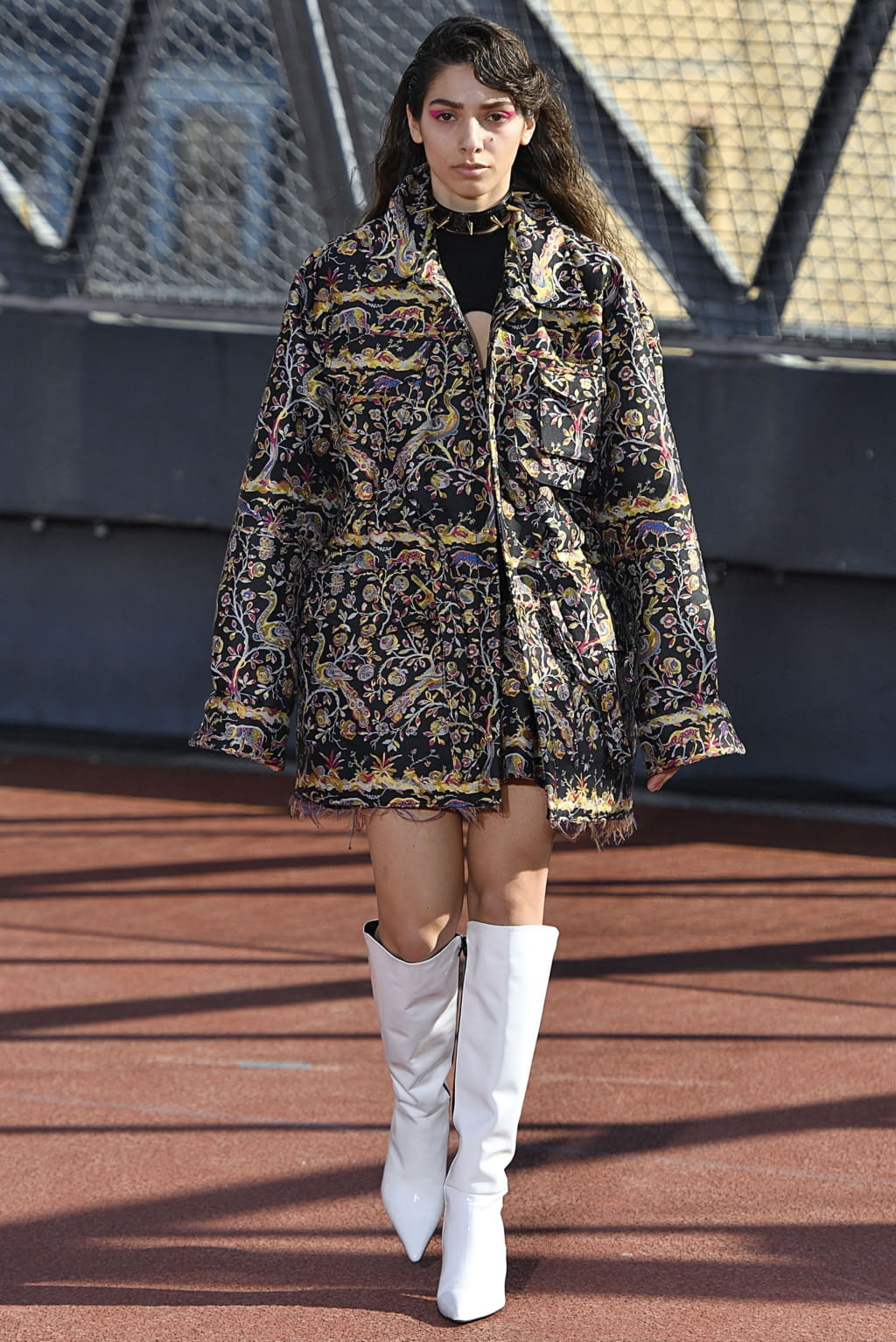 Fashion Week Paris Spring/Summer 2019 look 47 from the Marques' Almeida collection 女装