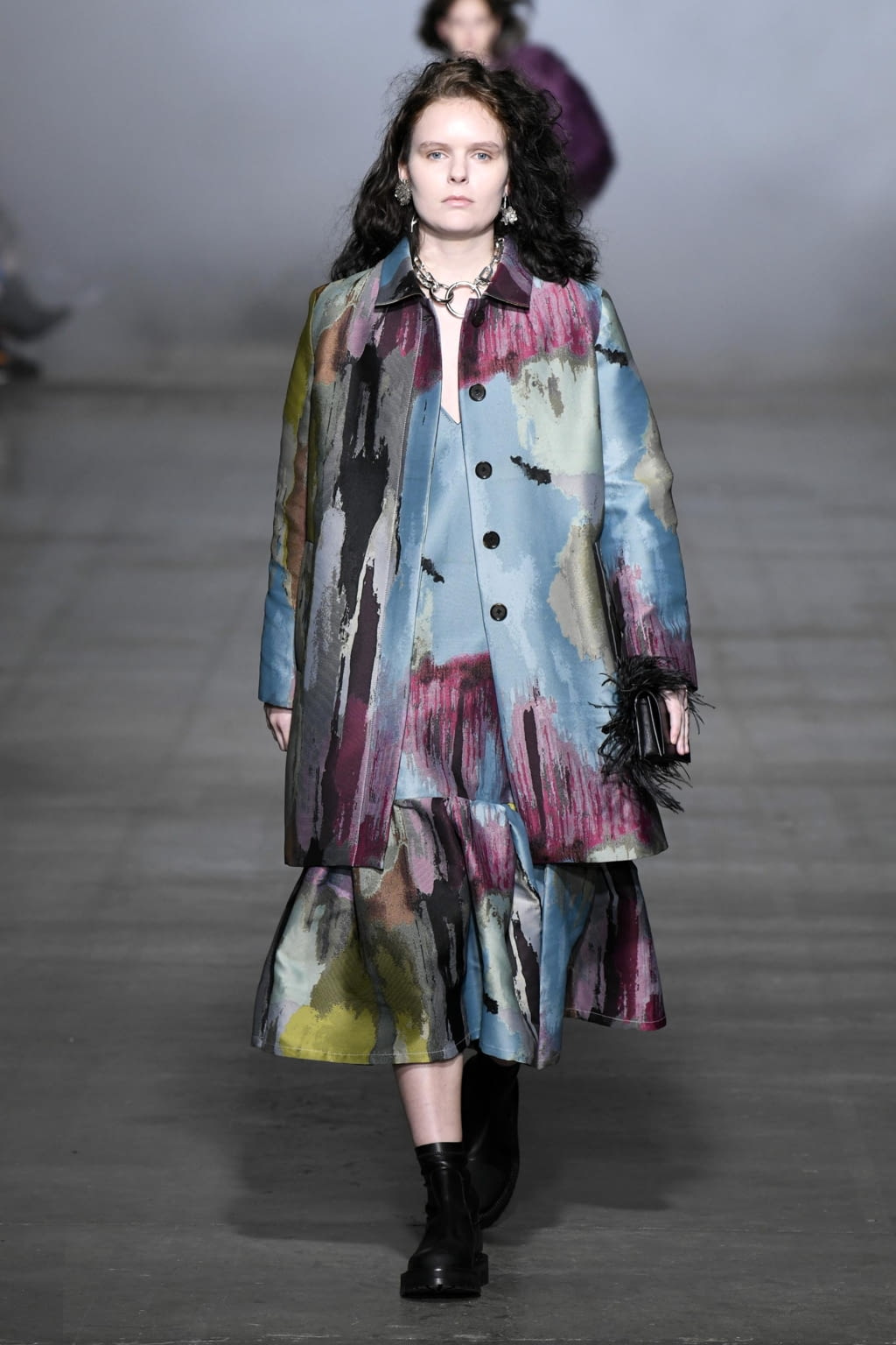 Fashion Week London Fall/Winter 2020 look 2 from the Marques' Almeida collection womenswear