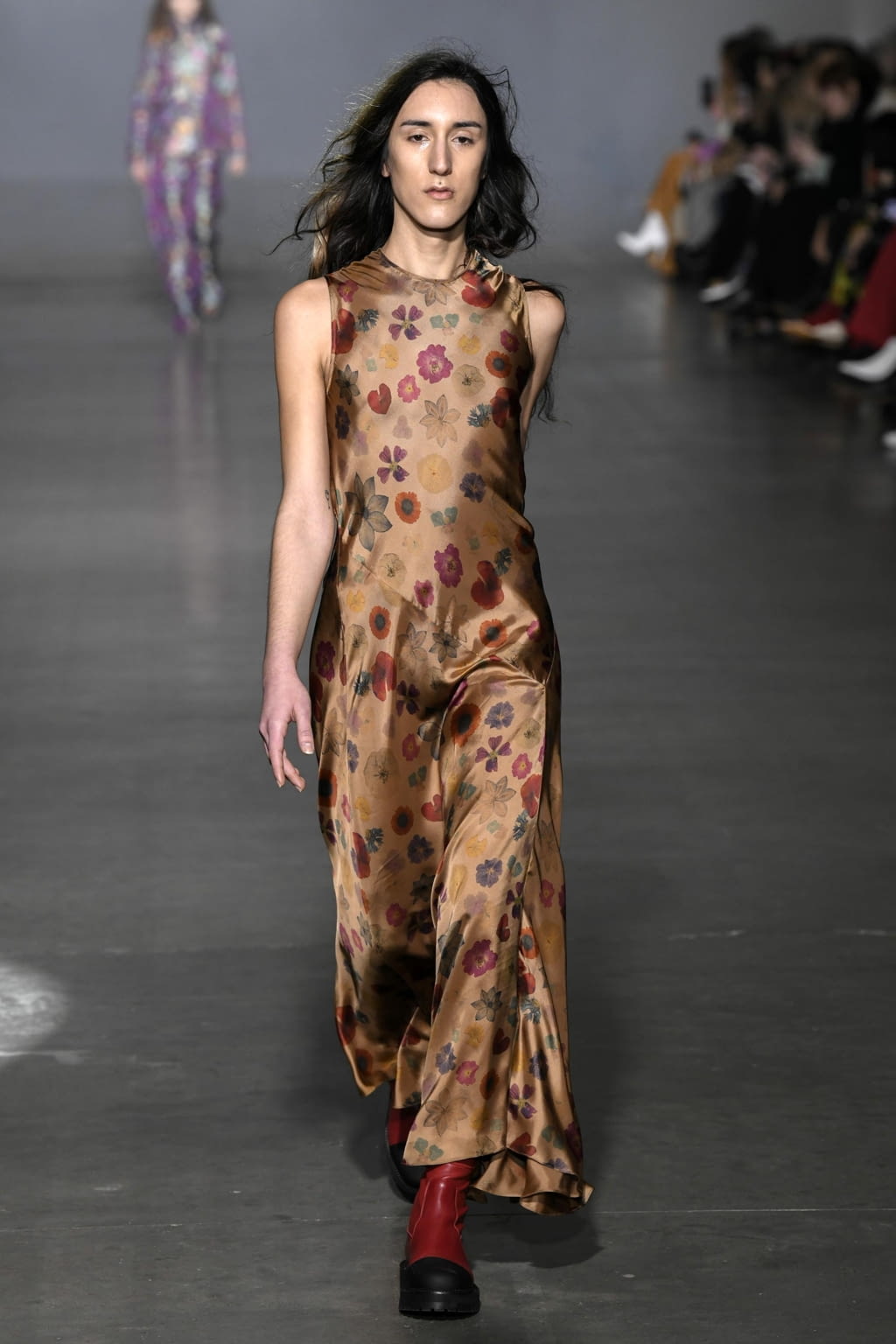 Fashion Week London Fall/Winter 2020 look 48 de la collection Marques' Almeida womenswear