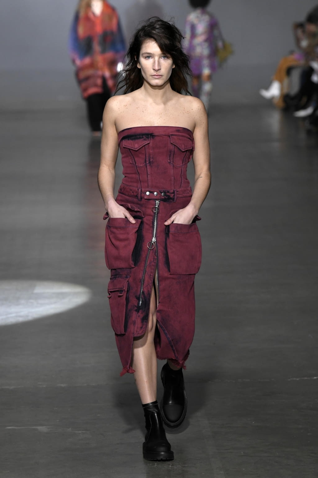 Fashion Week London Fall/Winter 2020 look 53 from the Marques' Almeida collection 女装