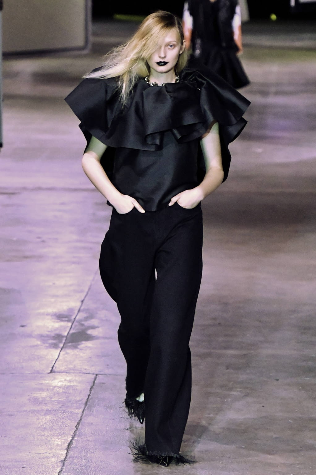Fashion Week London Spring/Summer 2020 look 1 de la collection Marques' Almeida womenswear