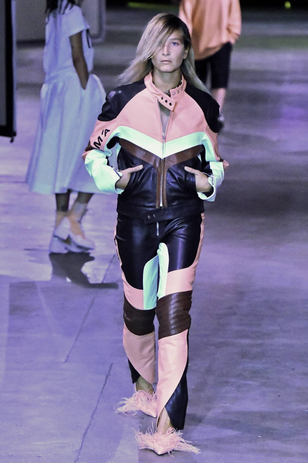 Fashion Week London Spring/Summer 2020 look 4 de la collection Marques' Almeida womenswear