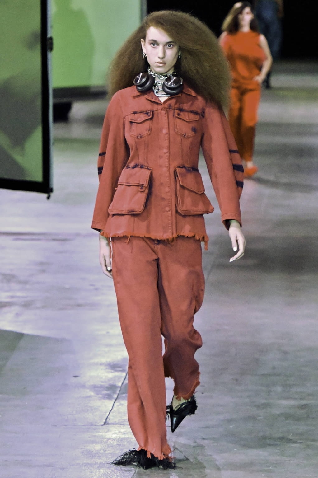 Fashion Week London Spring/Summer 2020 look 36 from the Marques' Almeida collection 女装
