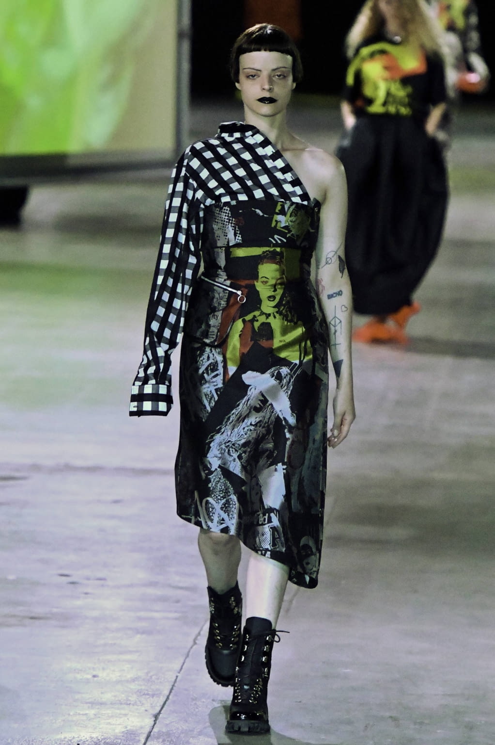 Fashion Week London Spring/Summer 2020 look 43 from the Marques' Almeida collection womenswear