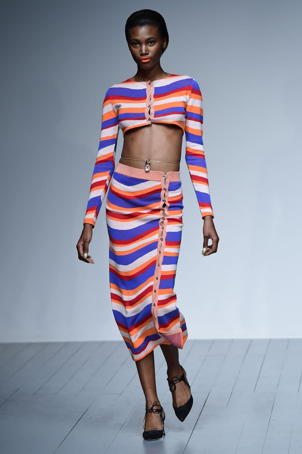 Fashion Week London Spring/Summer 2019 look 11 from the Marta Jakubowski collection 女装