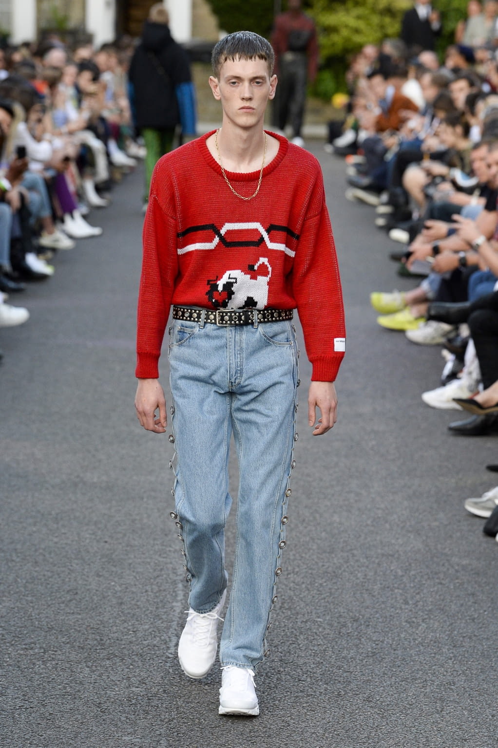 Fashion Week London Spring/Summer 2019 look 14 from the Martine Rose collection menswear
