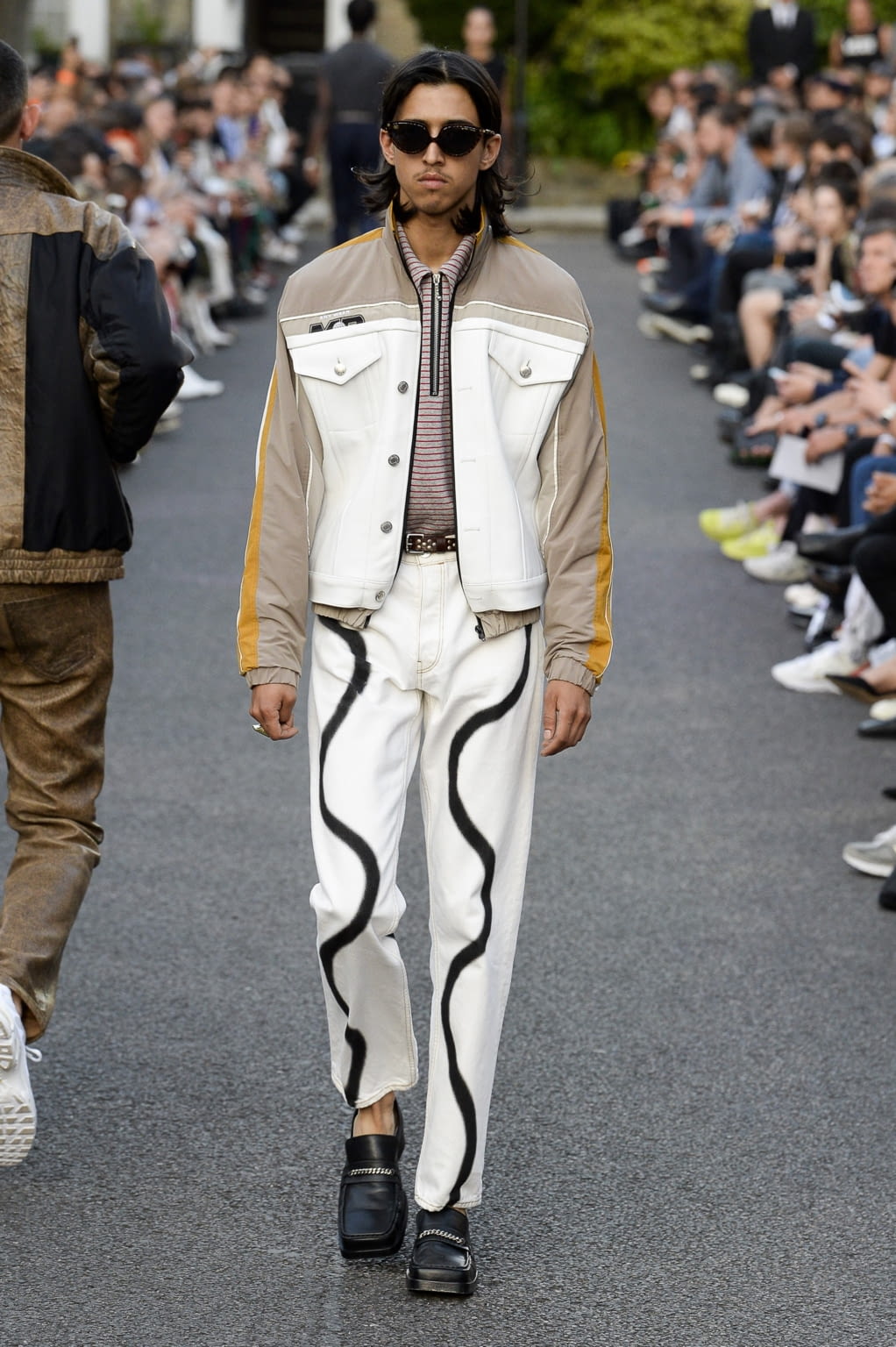 Fashion Week London Spring/Summer 2019 look 21 from the Martine Rose collection menswear