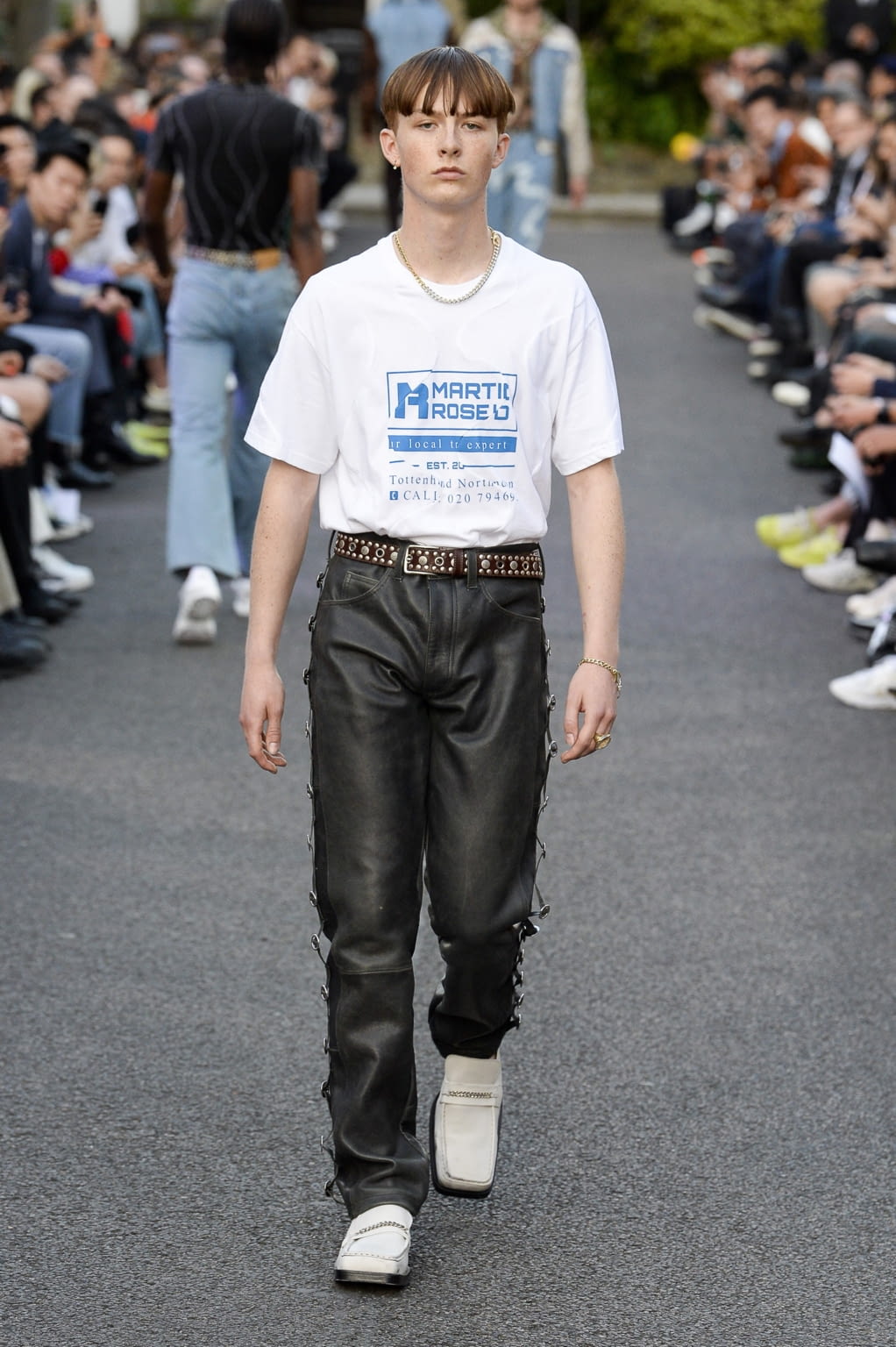 Fashion Week London Spring/Summer 2019 look 26 from the Martine Rose collection menswear