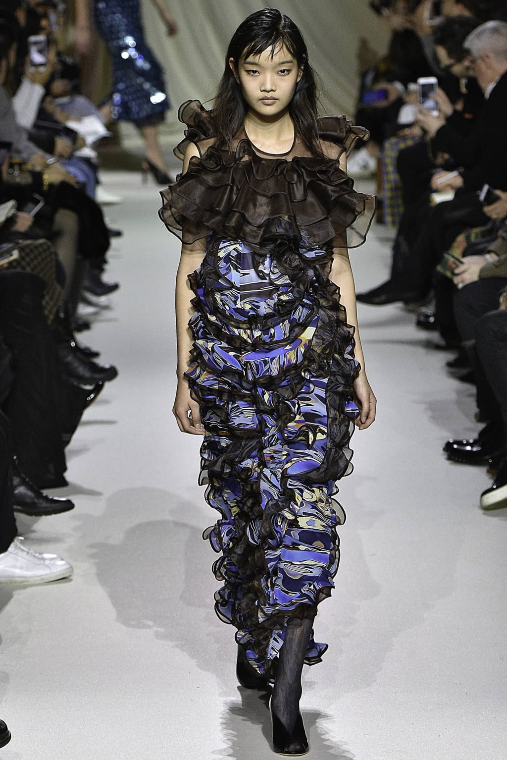 Fashion Week London Fall/Winter 2019 look 15 from the Mary Katrantzou collection 女装