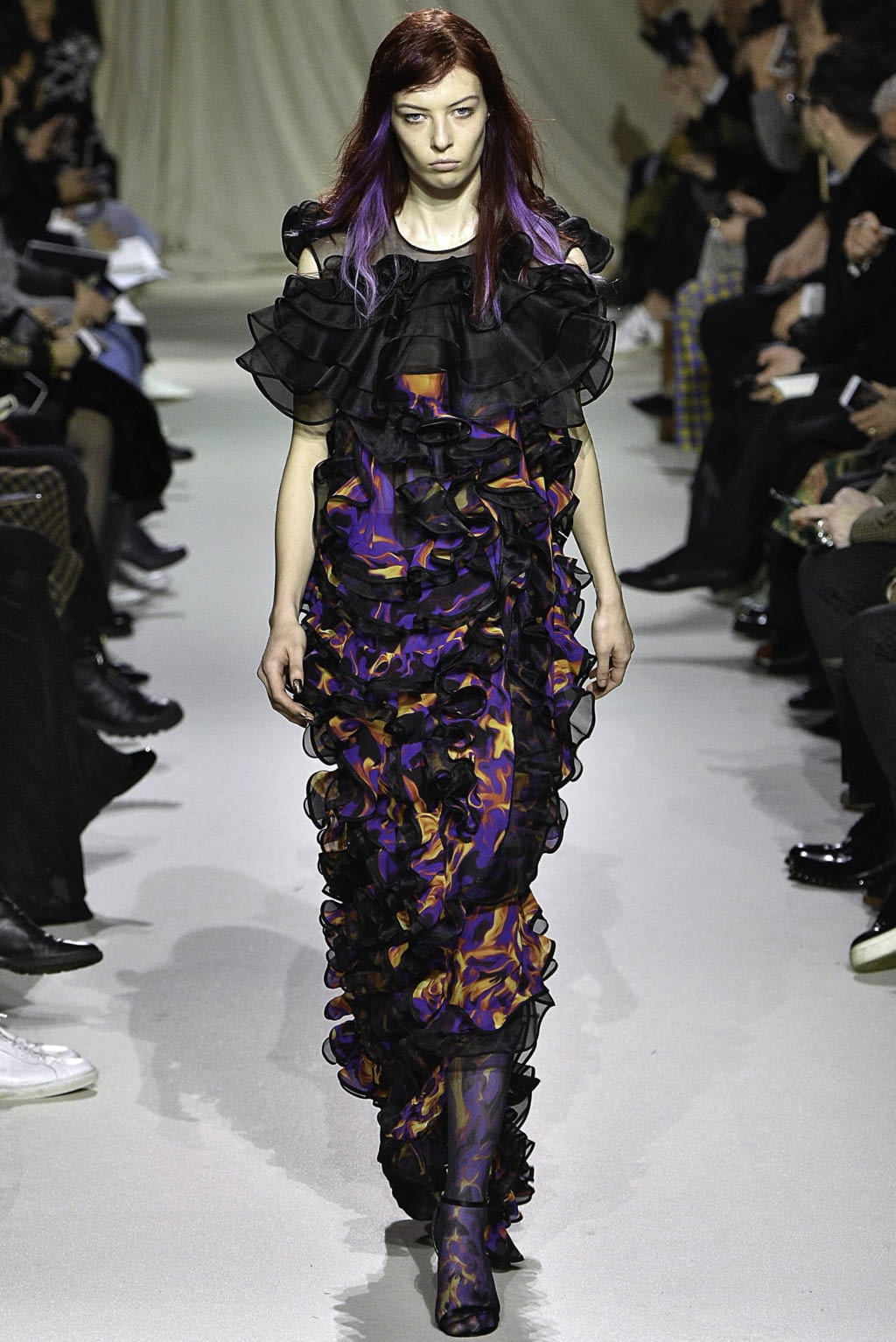 Fashion Week London Fall/Winter 2019 look 19 from the Mary Katrantzou collection 女装