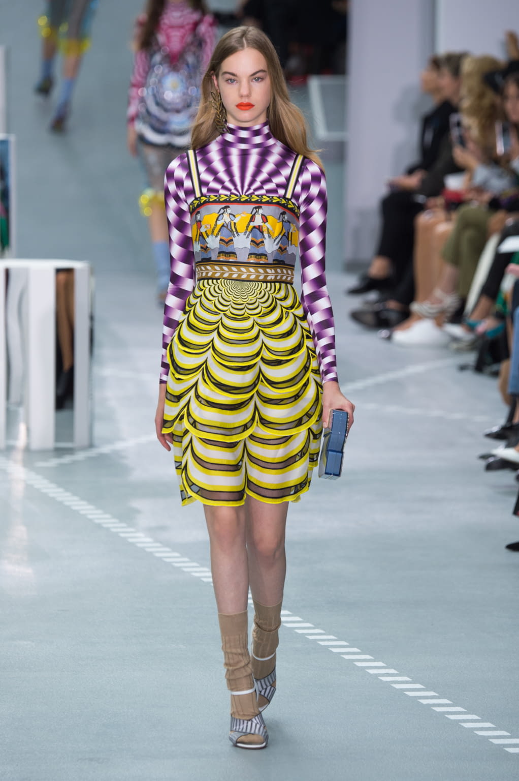 Fashion Week London Spring/Summer 2017 look 19 from the Mary Katrantzou collection womenswear