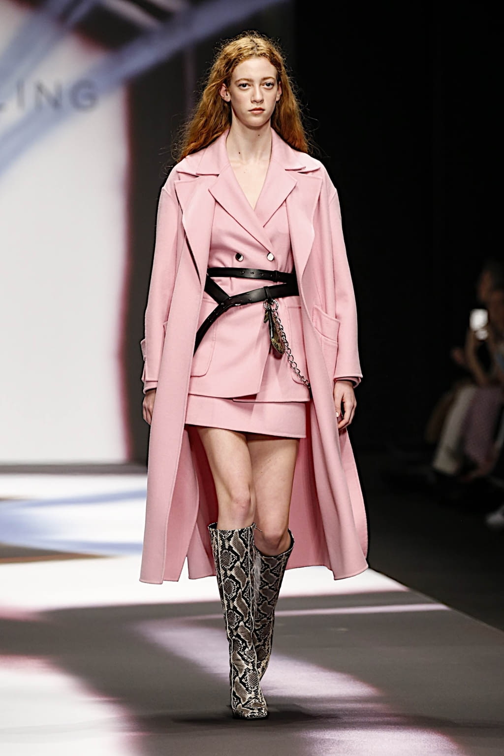 Fashion Week Milan Fall/Winter 2019 look 1 de la collection Maryling womenswear